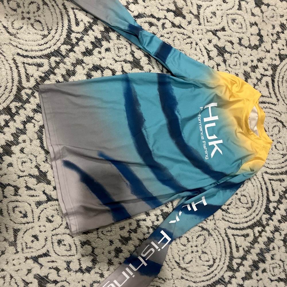 Huk youth large fishing shirt
